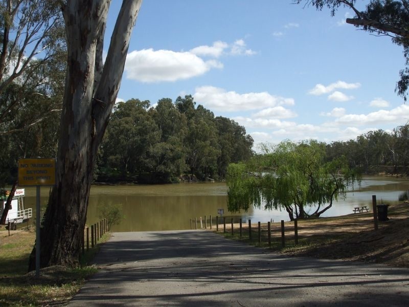 1 Winbi Lane, Moama NSW 2731