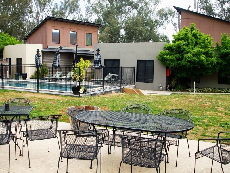 25 Campaspe Street, Echuca VIC 3564