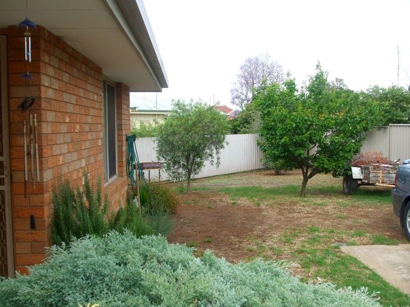 4/327 High Street, Echuca VIC 3564