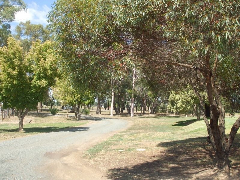 71 Glanville Road, Echuca Village VIC 3564