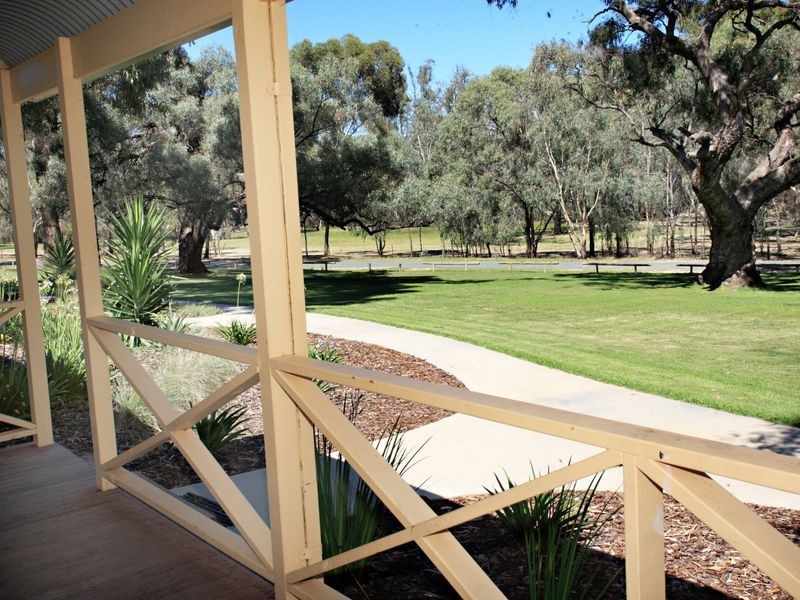 1 Winbi Lane, Moama NSW 2731