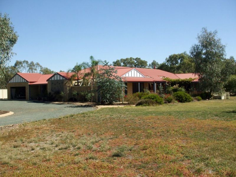 230 Anderson Road, Echuca VIC 3564