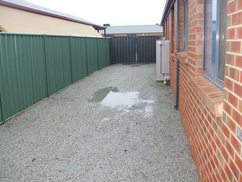 28 Roberts Court, Echuca VIC 3564