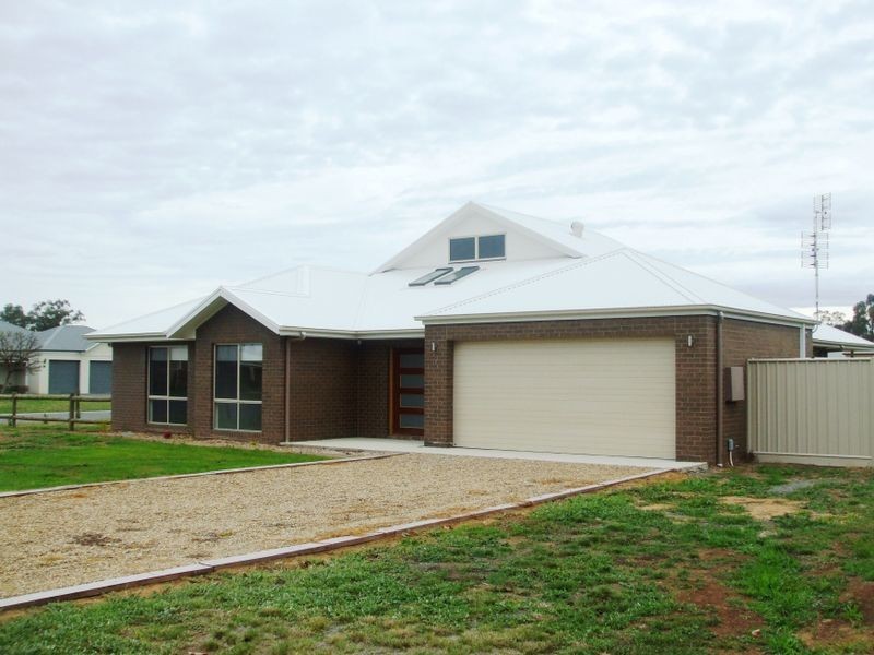 12 Winbi Lane, Moama NSW 2731