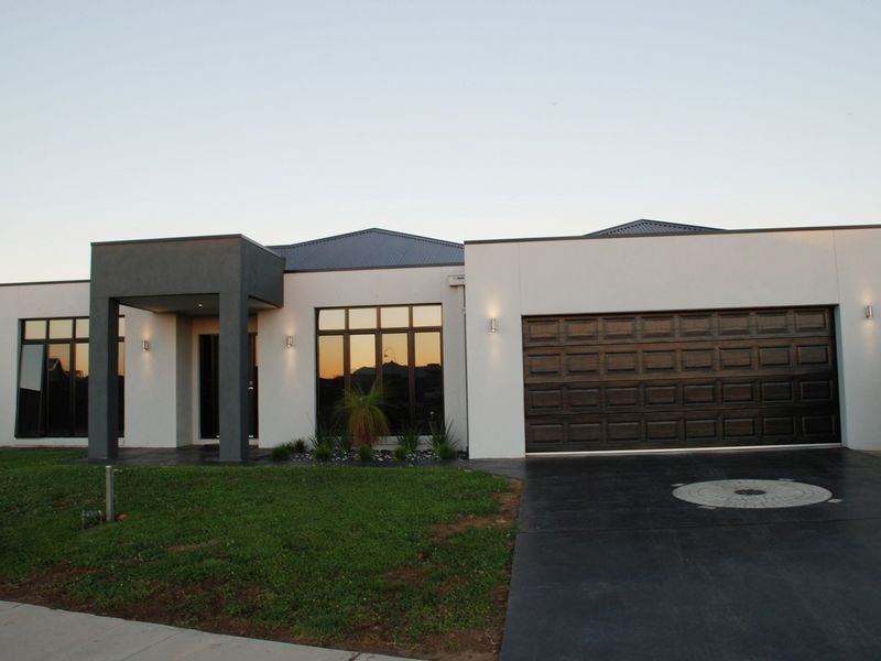 11 Yeovil Court, Echuca VIC 3564