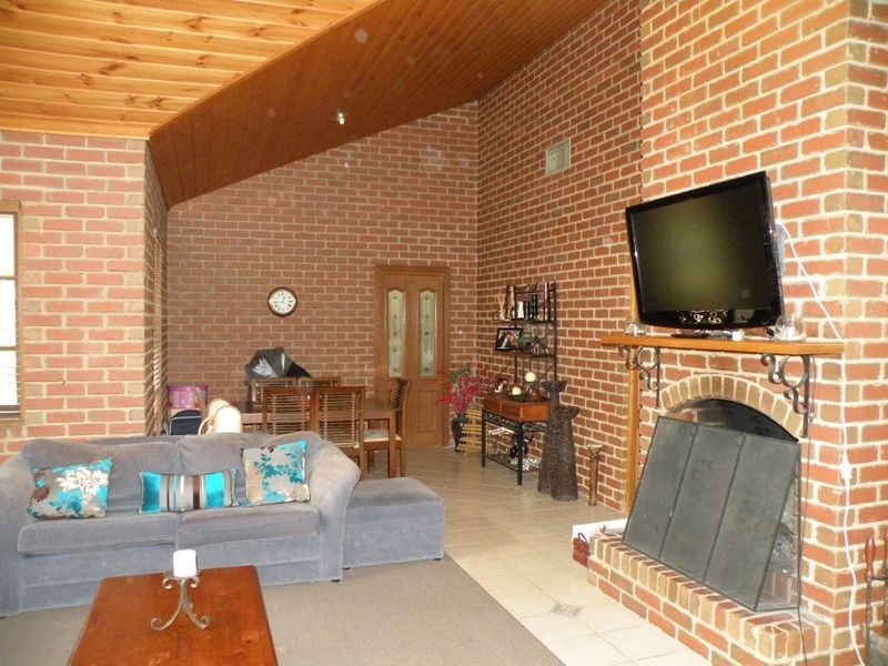 9 Pevensey Place, Echuca VIC 3564