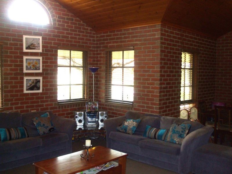 9 Pevensey Place, Echuca VIC 3564