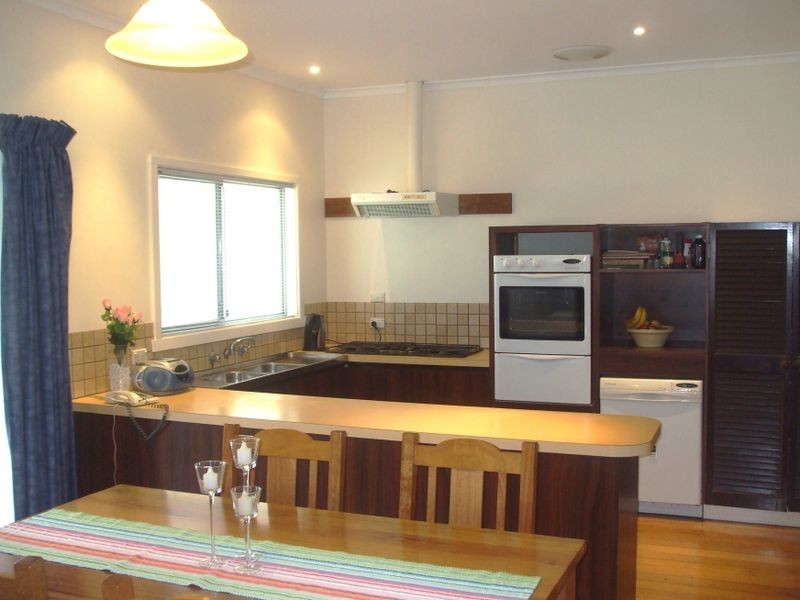 145-147 Hovell Street, Echuca VIC 3564