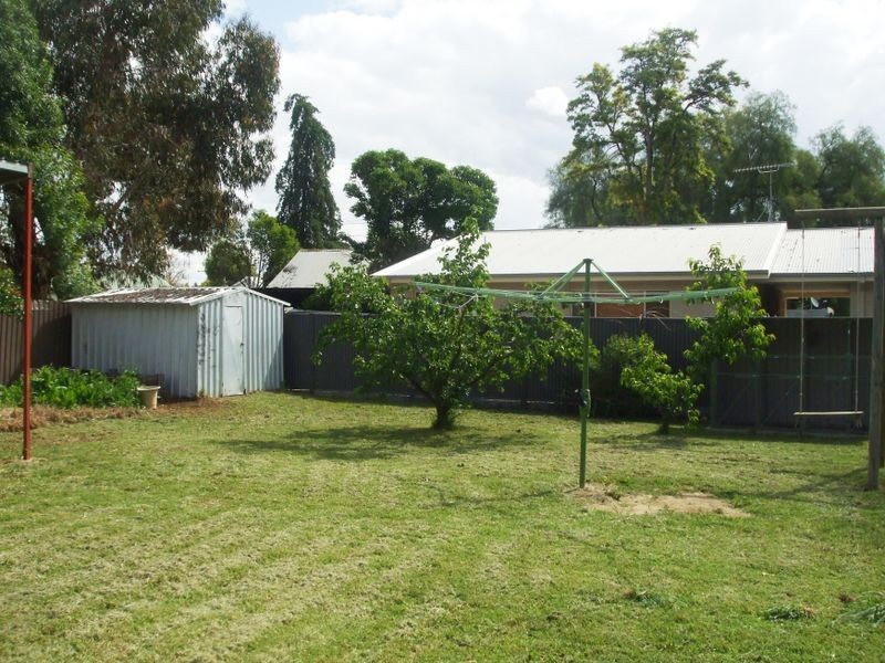 145-147 Hovell Street, Echuca VIC 3564