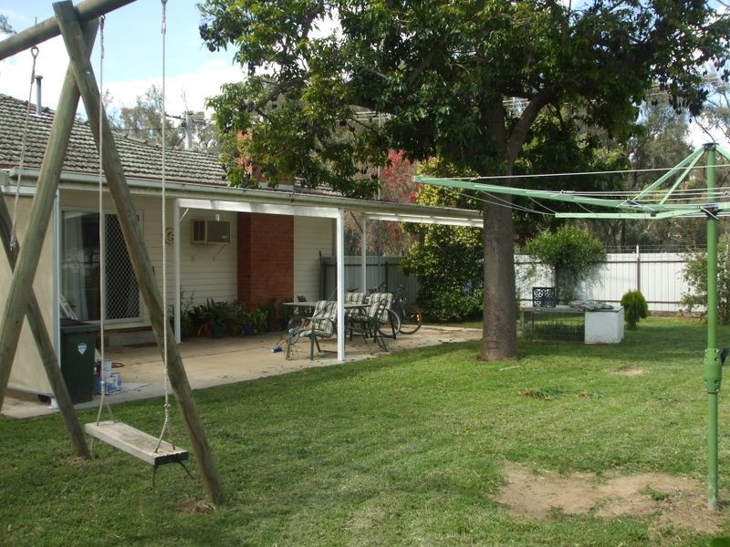 145-147 Hovell Street, Echuca VIC 3564