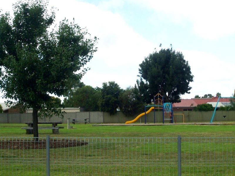 2 Oscar Place, Echuca VIC 3564