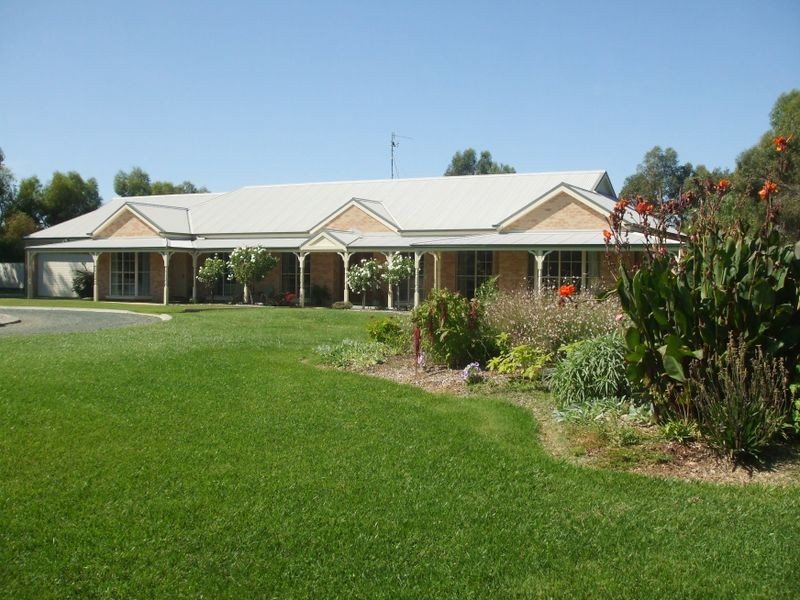90 Fehring Lane, Echuca VIC 3564