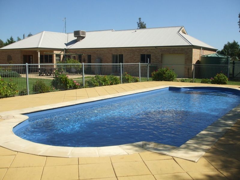 90 Fehring Lane, Echuca VIC 3564