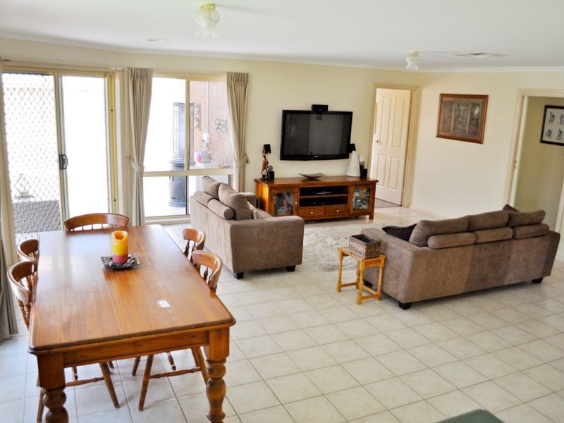 11 Charlton Court, Echuca VIC 3564