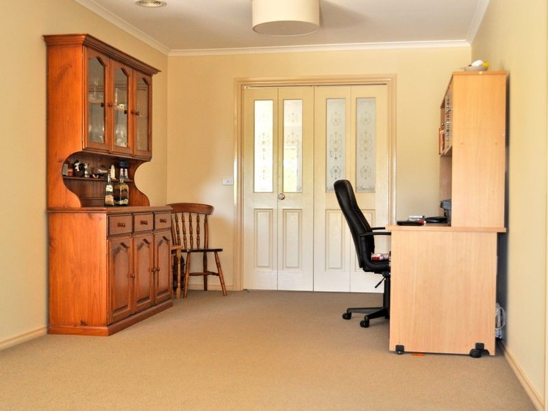 11 Charlton Court, Echuca VIC 3564