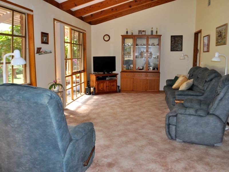 16 Oscar Place, Echuca VIC 3564