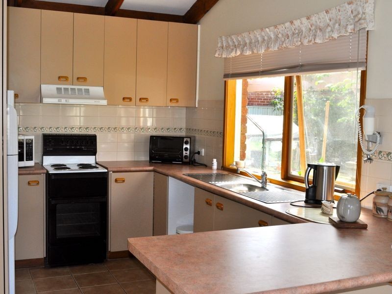 16 Oscar Place, Echuca VIC 3564