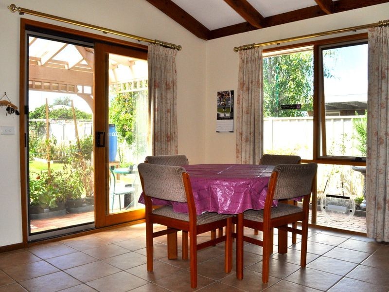 16 Oscar Place, Echuca VIC 3564