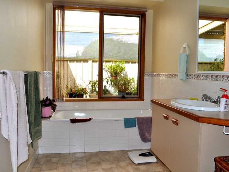 16 Oscar Place, Echuca VIC 3564