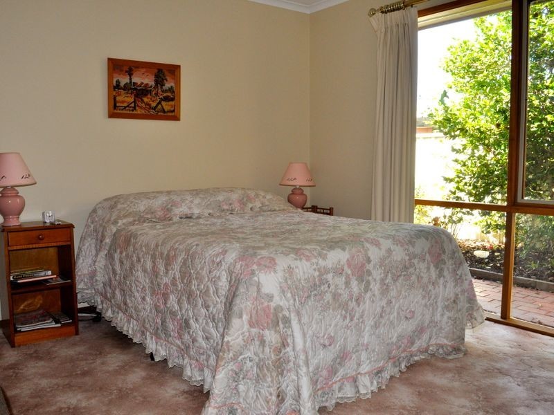 16 Oscar Place, Echuca VIC 3564