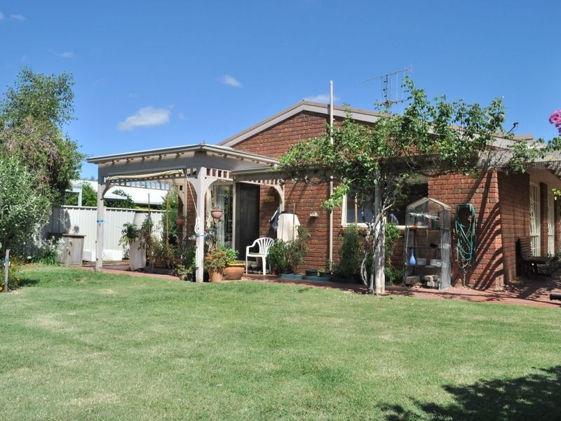 16 Oscar Place, Echuca VIC 3564