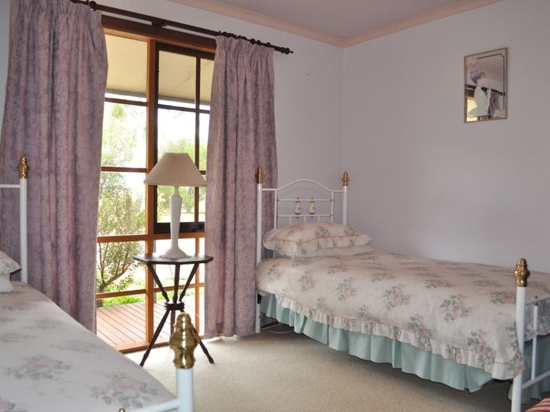 1060 Mt Terricks Road, Echuca VIC 3564