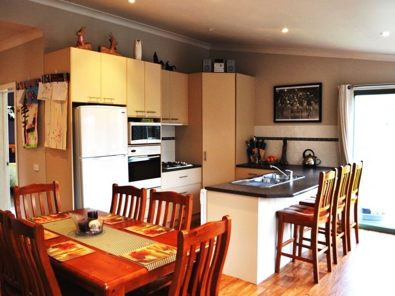 11 Moore Street, Echuca VIC 3564