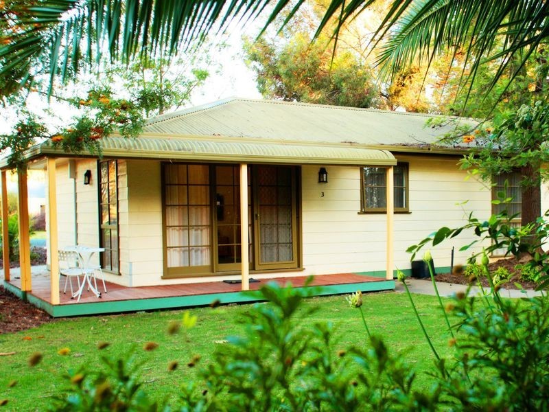 Villa 1 19 Winbi Lane, Moama NSW 2731