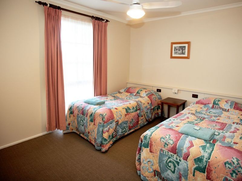 Villa 1 19 Winbi Lane, Moama NSW 2731