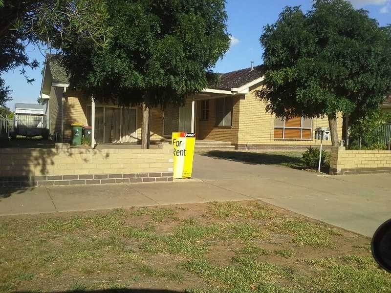 29 Northcote Street, Rochester VIC 3561