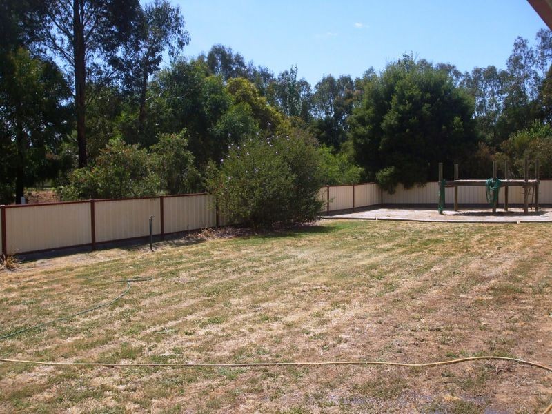 10 Fawkner Ct, Echuca VIC 3564