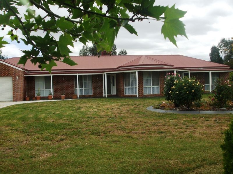 10 Fawkner Ct, Echuca VIC 3564