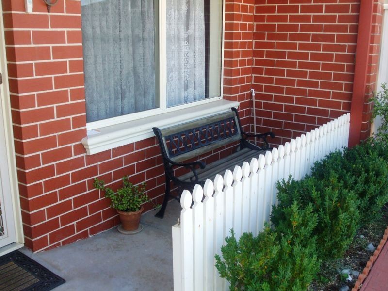 2/74 Hare Street, Echuca VIC 3564