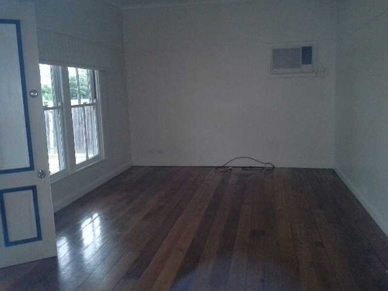 12 Hopetoun Street, Rochester VIC 3561