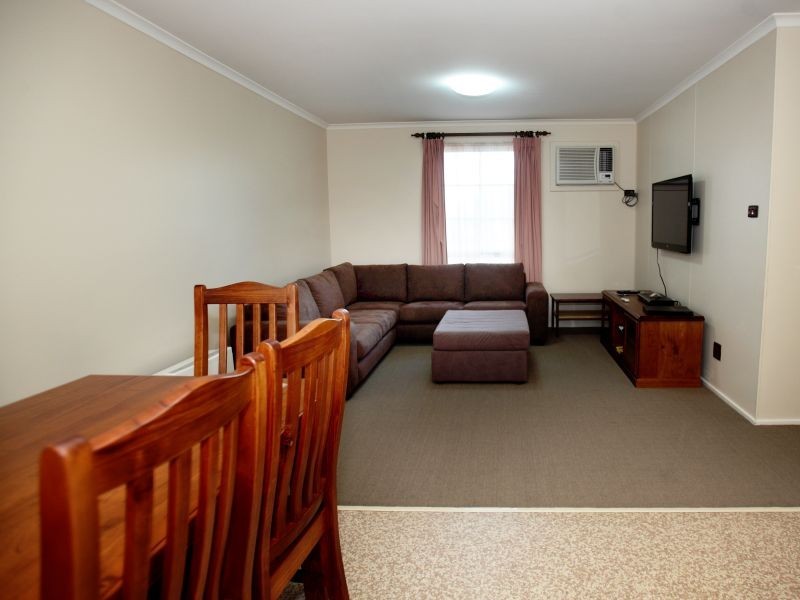 Villa 2 19 Winbi Lane, Moama NSW 2731