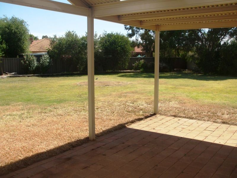 11 Emma Court, Echuca VIC 3564