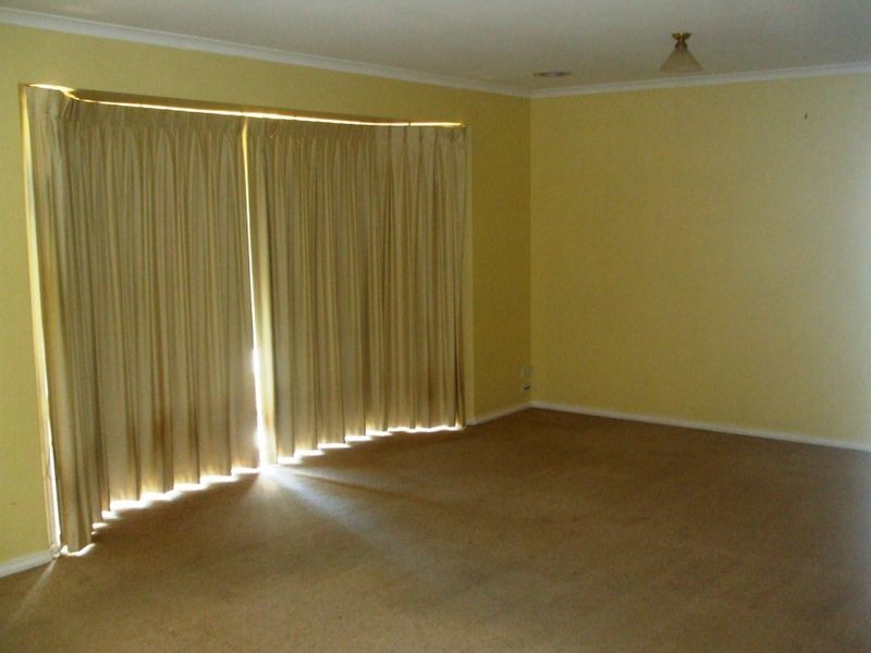 11 Emma Court, Echuca VIC 3564