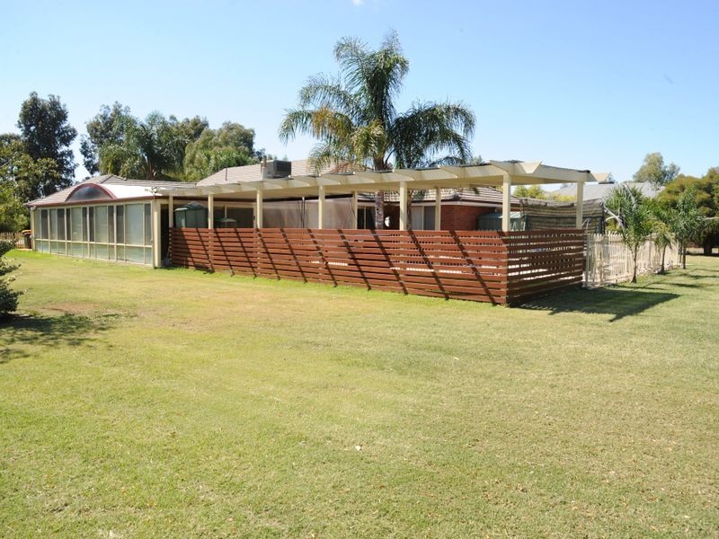 15 Baldwin Court, Echuca VIC 3564