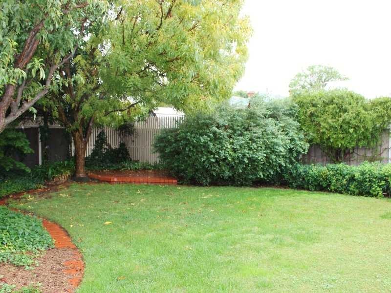 60 Hopwood Street, Echuca VIC 3564