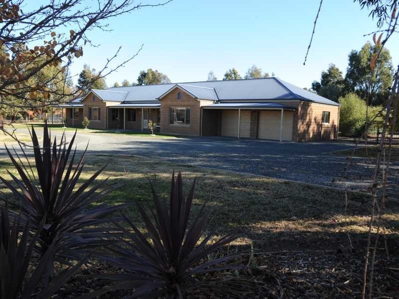 26 Hollara Drive, Moama NSW 2731