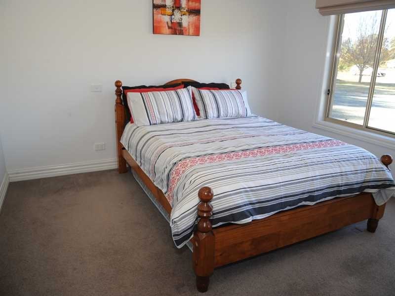 26 Hollara Drive, Moama NSW 2731