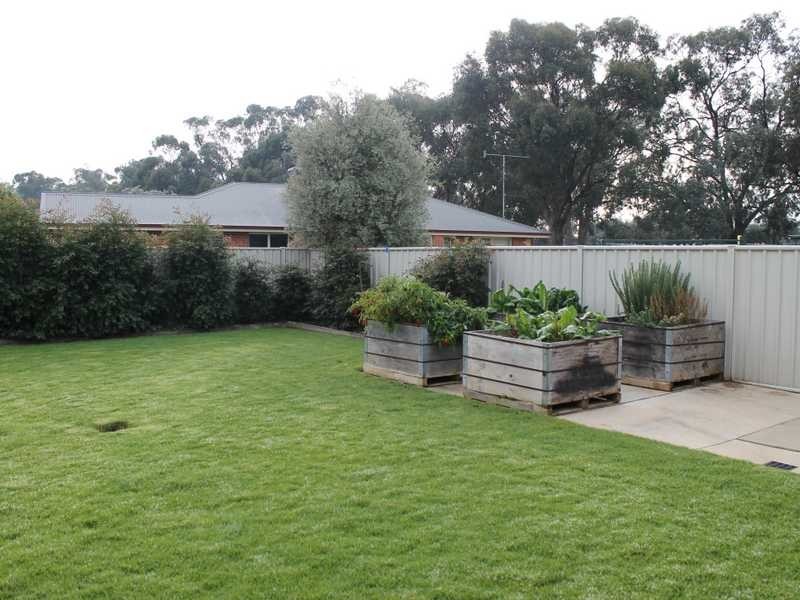 4 Stirling Court, Moama NSW 2731