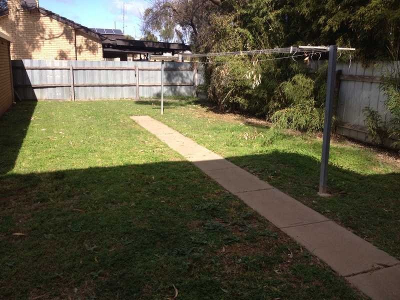 1-2/29 Hillview Avenue, Moama NSW 2731