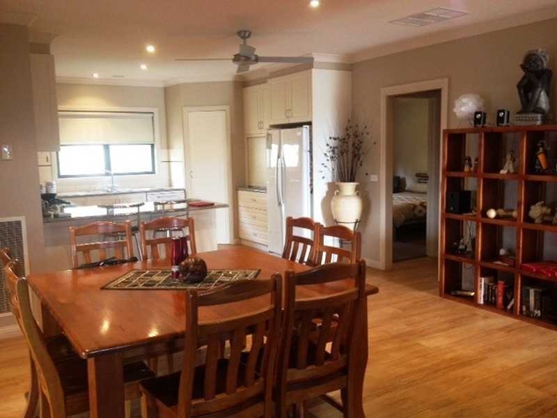 10 Willicent Terrace, Echuca VIC 3564