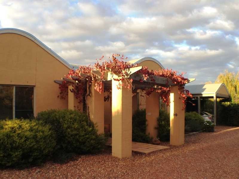 508 Perricoota Rd, Moama NSW 2731