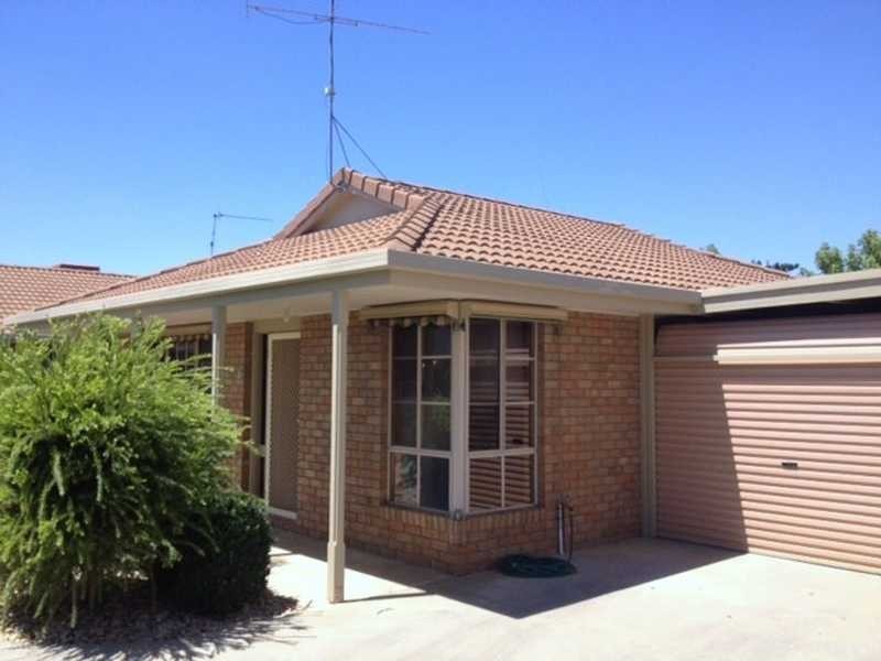 2/44 Hovell St, Echuca VIC 3564