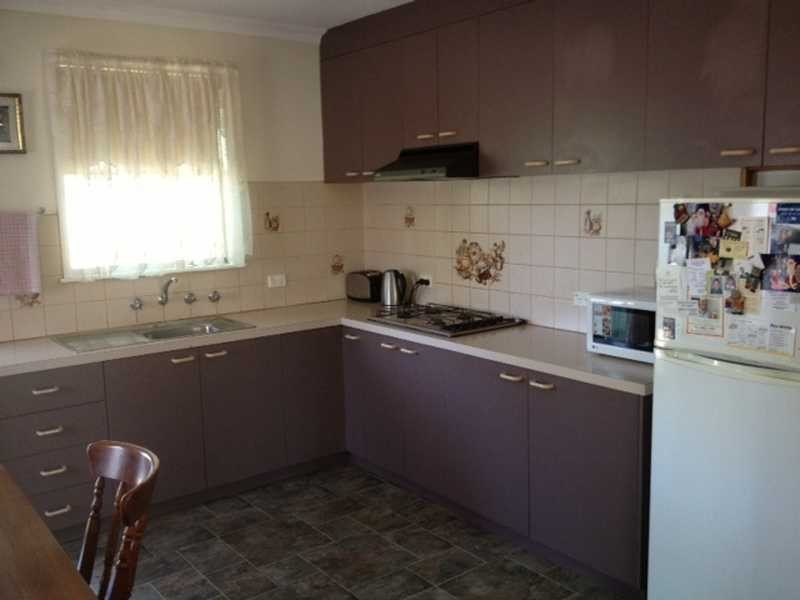 15 Hart Street, Rochester VIC 3561