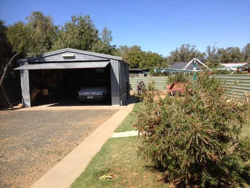 15 Hart Street, Rochester VIC 3561