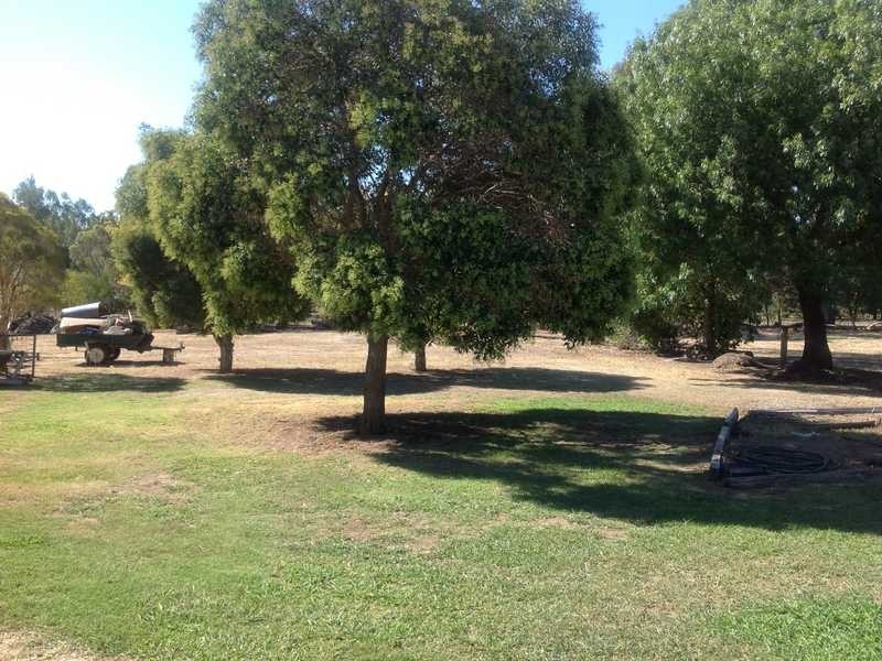 111 Bangerang Rd, Echuca VIC 3564