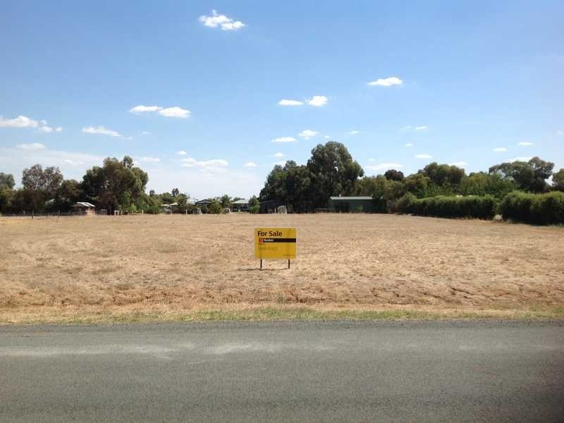 63 Chelsworth Drive, Echuca VIC 3564